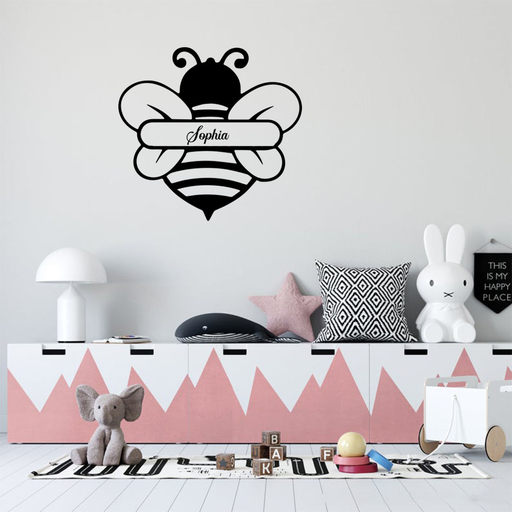 Home Decor Wallpaper - 1PC ファッション蜂パーソナライズされた名前ウォールデカールリビングルーム取り外し可能な壁画ドア装飾ホームパーティー装飾壁紙