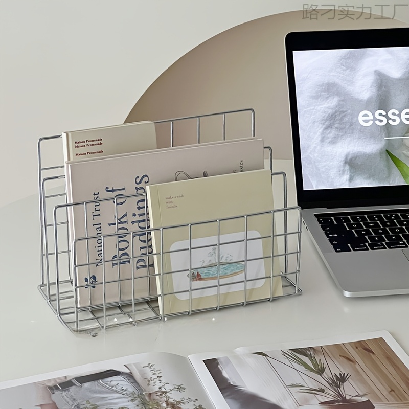 Home Decor Magazine - モダンなクロムメタル製3段ブックオーガナイザー、10個のコンパートメント付き、雑誌、書籍、家の装飾用の多用途デスクトップ収納ラック