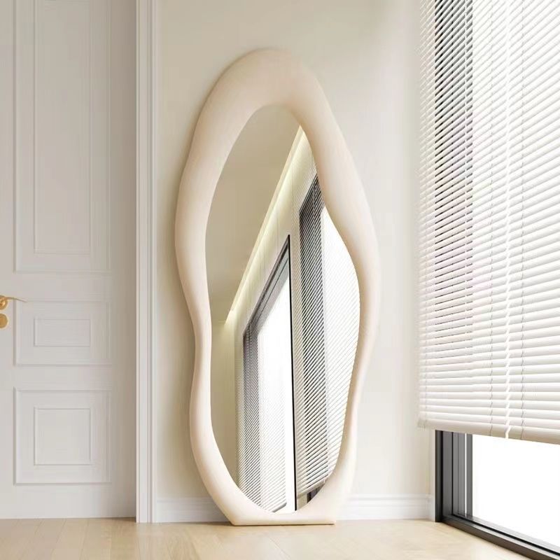 クリーム色の不規則な形の全身鏡、ベルベットフレームの自立式ボ - Home Decor Mirror のレビューと価格