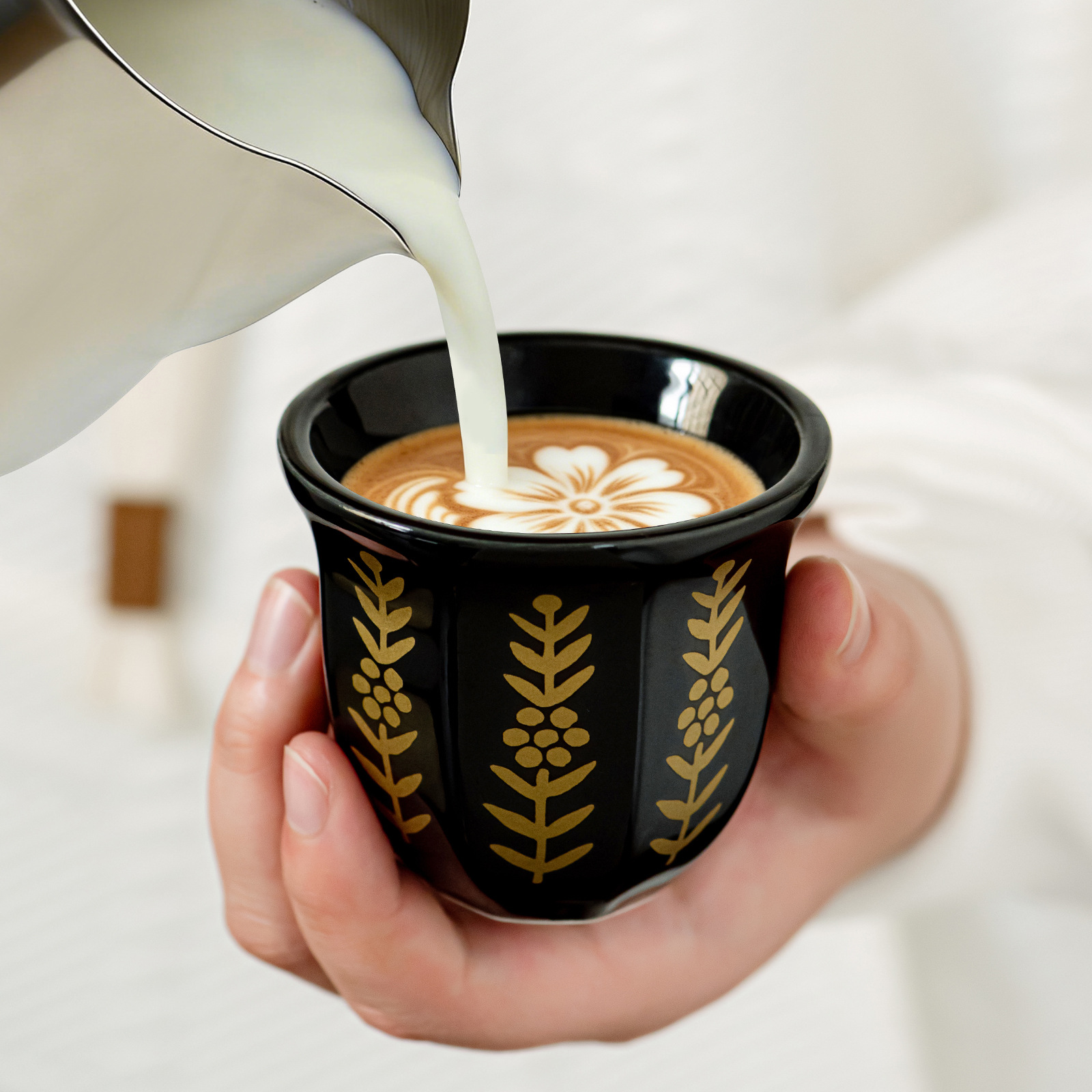 小さな八角形の六色チューリップ釉薬ティーカップ、中東トルコ風 - Home Decor Tulip のレビューと価格