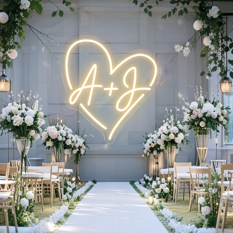 カスタムイニシャルハートLEDネオンサイン、結婚式パーティー - Home Decor Names のレビューと価格