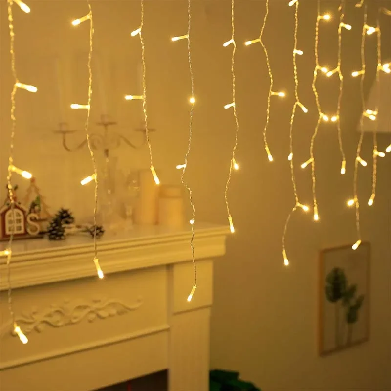 クリスマスライト 屋外装飾 ドロップLEDランプ カーテン  - String Curtain Light のレビューと価格