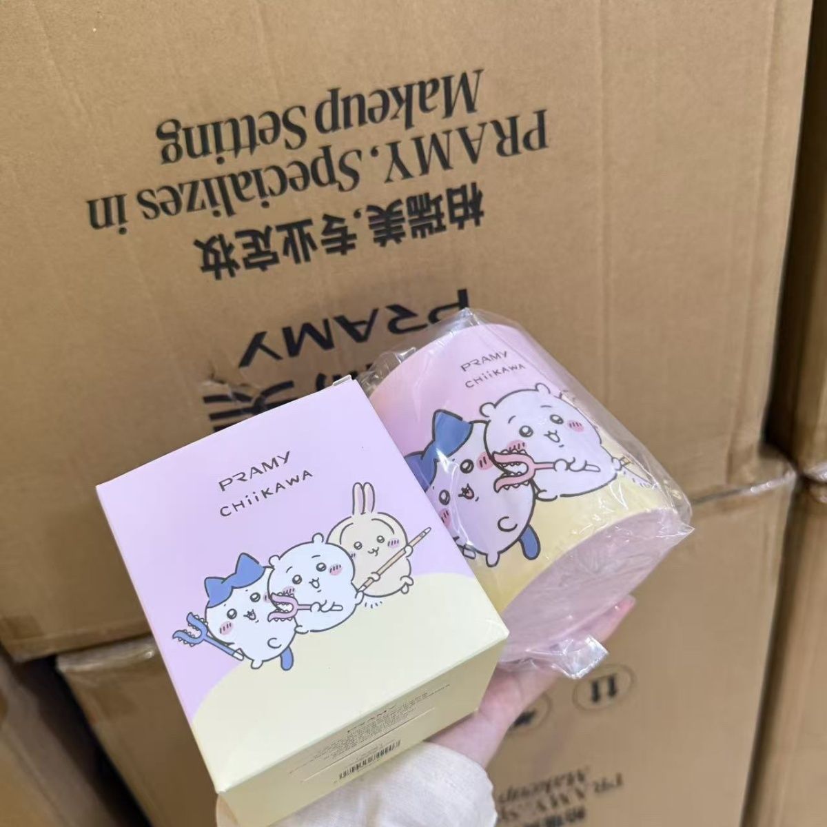 チイカワコラボ メイクブラシホルダー ペンコンテナ かわいい - Home Decor Organizer のレビューと価格
